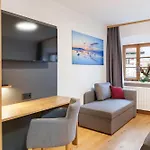 Konukevi Gaestehaus Keilhof Am Kirchberg Aschau im Chiemgau