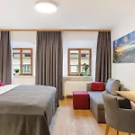 Gaestehaus Keilhof Am Kirchberg 3*