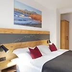 Konukevi Gaestehaus Keilhof Am Kirchberg Aschau im Chiemgau