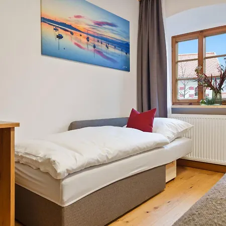 Gaestehaus Keilhof Am Kirchberg Pensión 3*