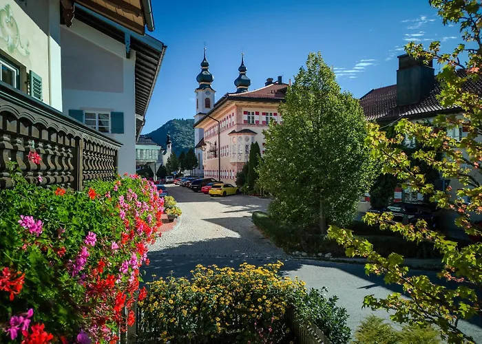 Gaestehaus Keilhof Am Kirchberg 3*