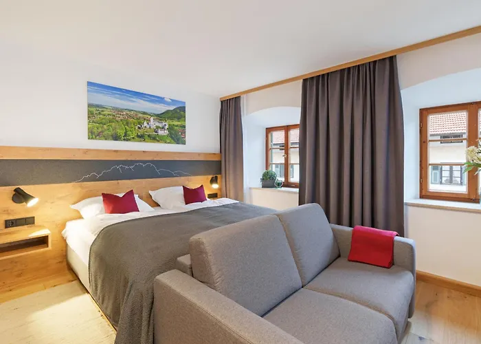 Gaestehaus Keilhof Am Kirchberg 3*