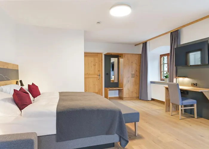 Gaestehaus Keilhof Am Kirchberg 3*