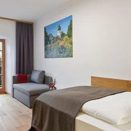 Gasthof Keilhof Am Kirchberg 3*