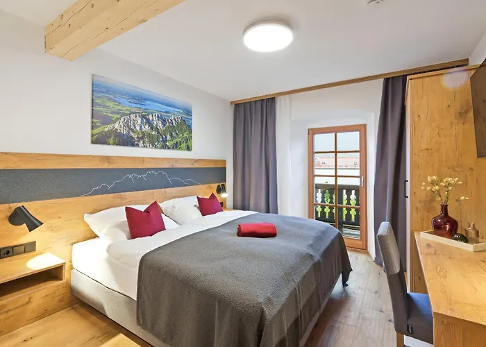 Gaestehaus Keilhof Am Kirchberg 3*