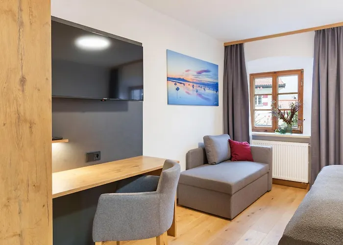 게스트하우스 Gaestehaus Keilhof Am Kirchberg 아샤우임히엠가우