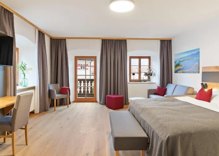 게스트하우스 Gaestehaus Keilhof Am Kirchberg
